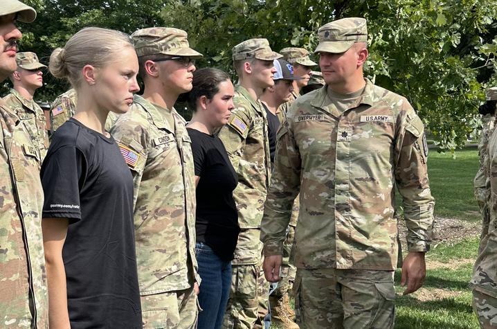 drill sergeant reviews ROTC members